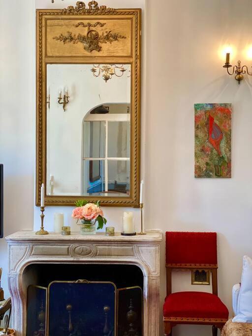Charming Romantic Tower In Chateau Estate Ocquerre Екстер'єр фото